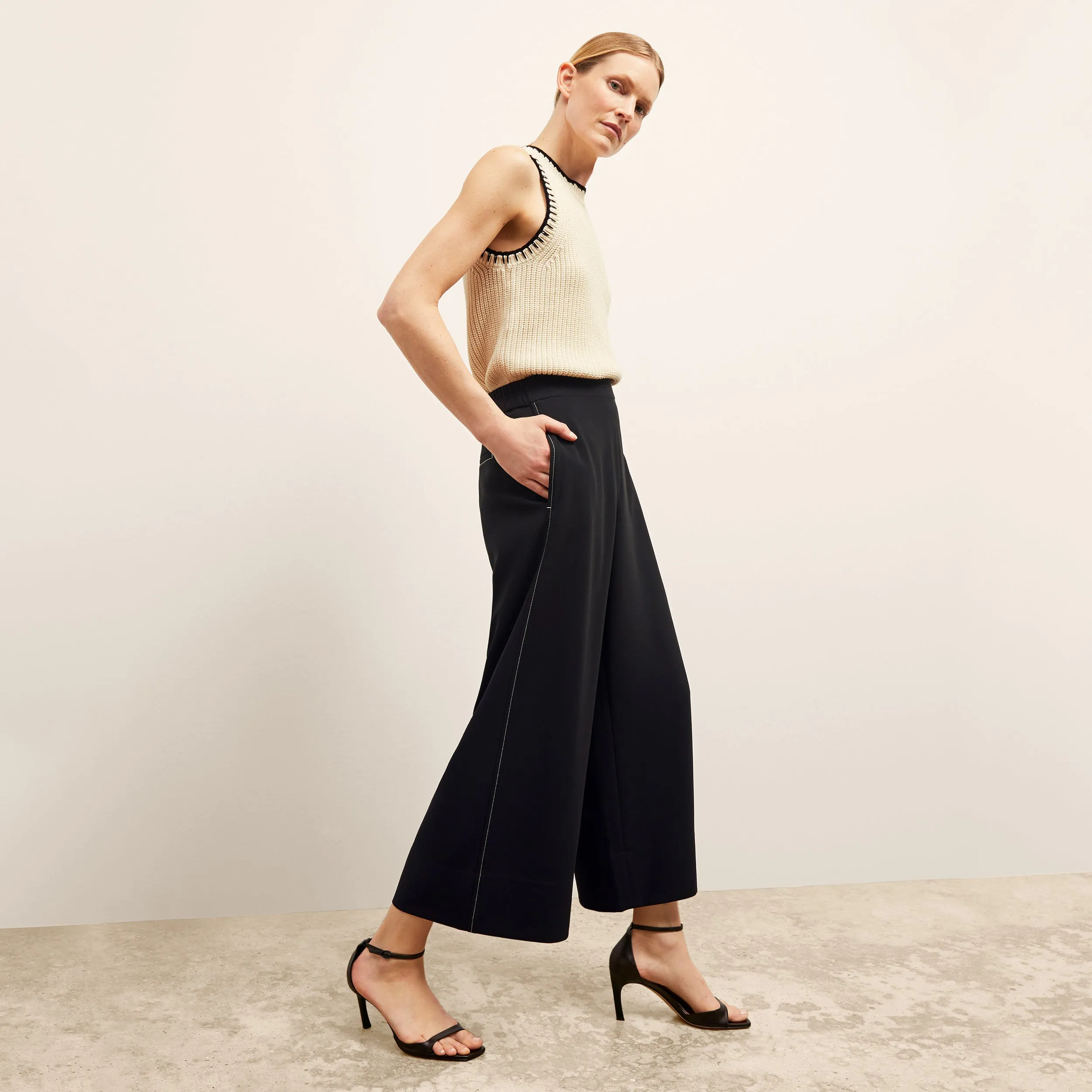 Elena Culotte - Everyday Crepe :: Black