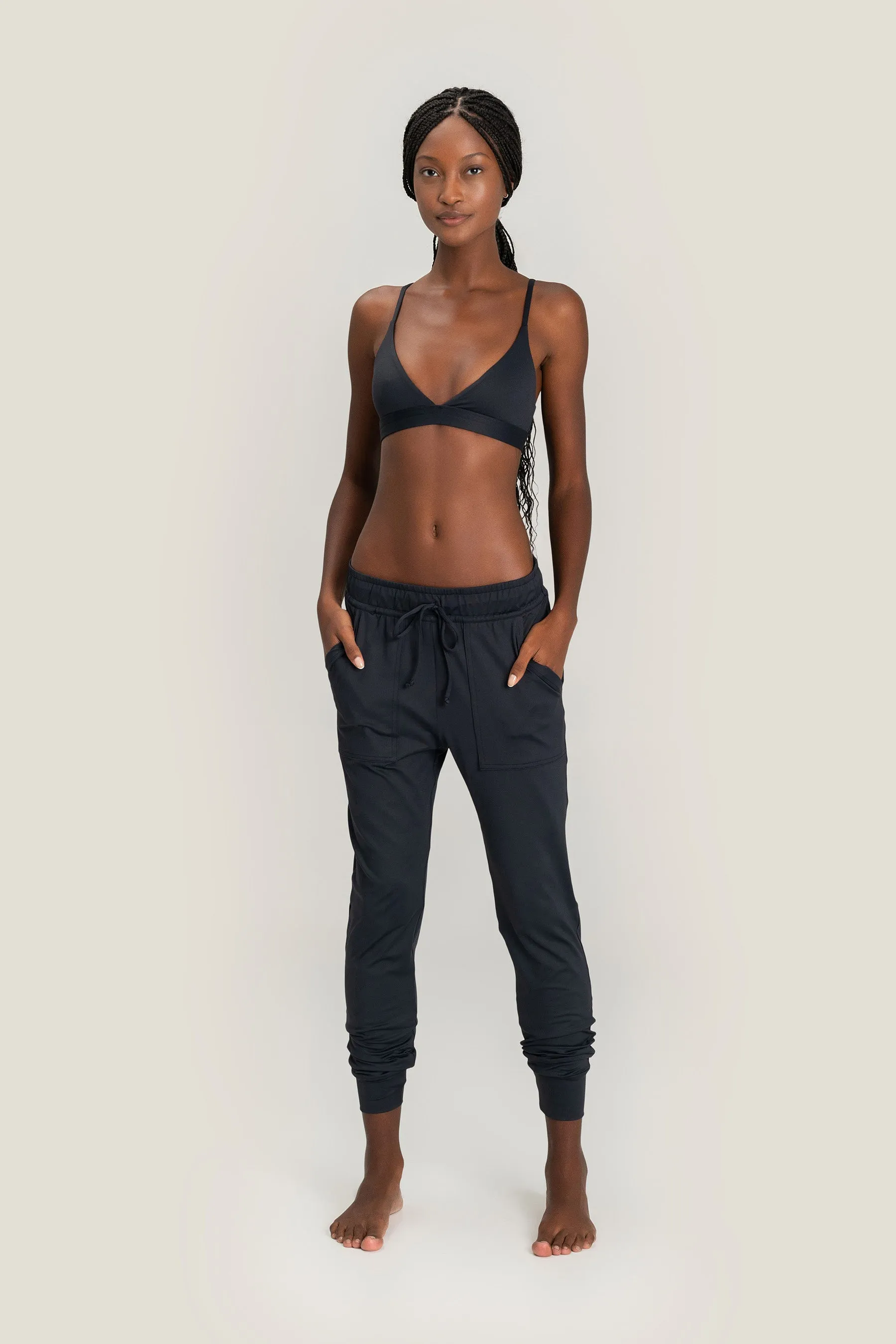 Essential Triangle Body Low Sports Bra