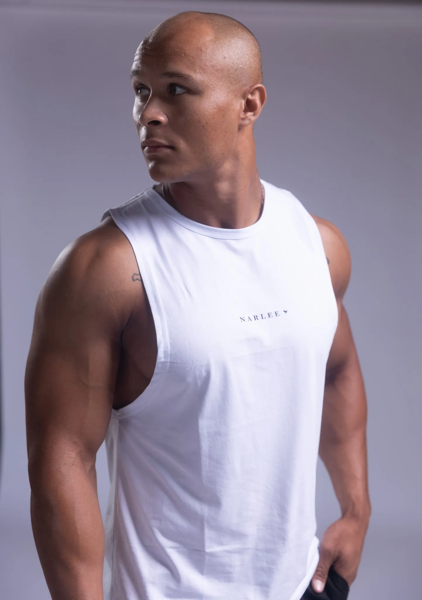 Signature Tank White